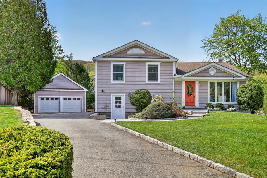74 Dogwood Lane Photo 2