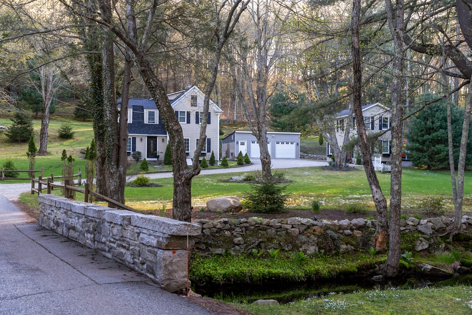 1158 Mott Hill Road Photo 6
