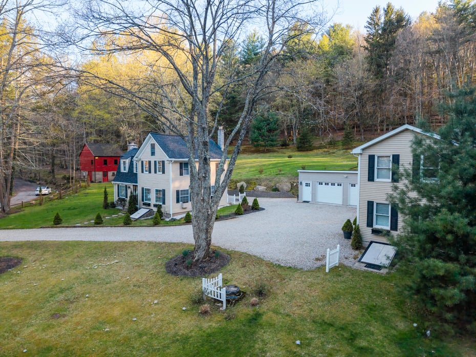 1158 Mott Hill Road Photo 10