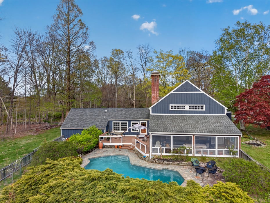 95 Chestnut Hill Road Photo 3