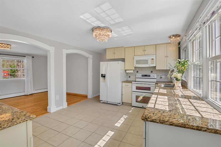 7 Mohawk Drive Photo 12