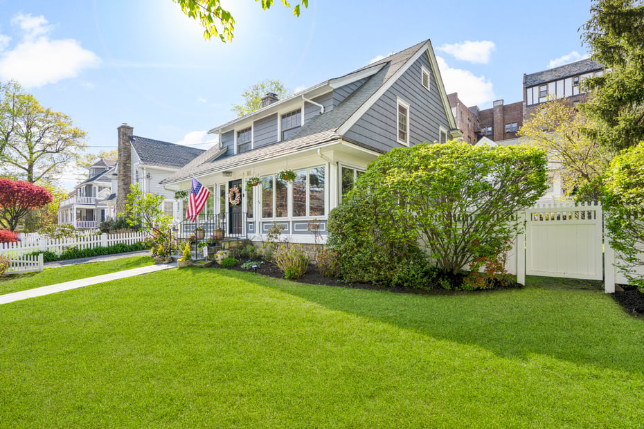 405 Cortlandt Avenue Photo 4