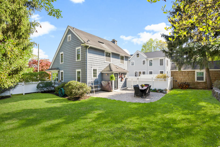 405 Cortlandt Avenue Photo 5