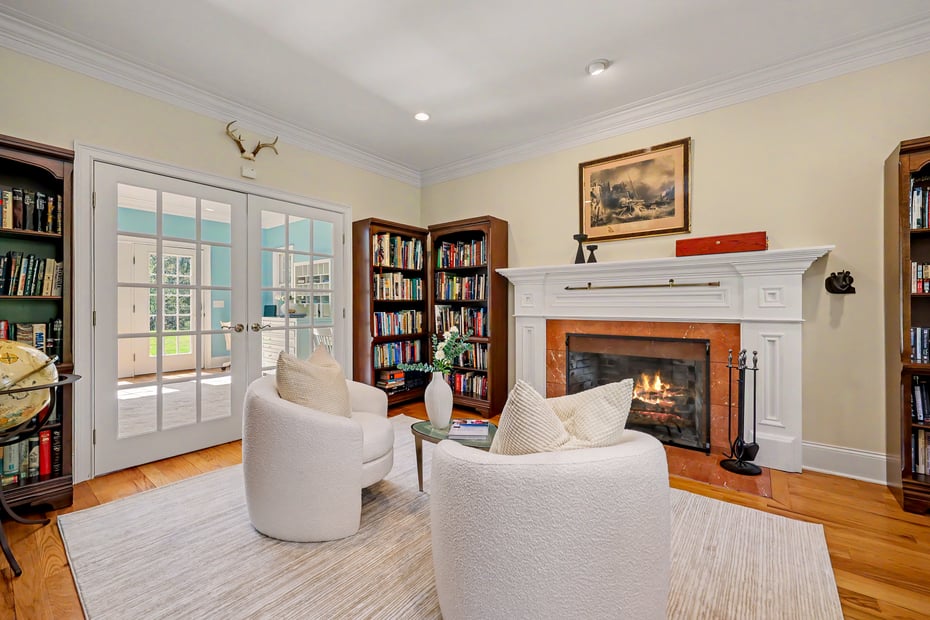 10 Chapman Place Photo 2