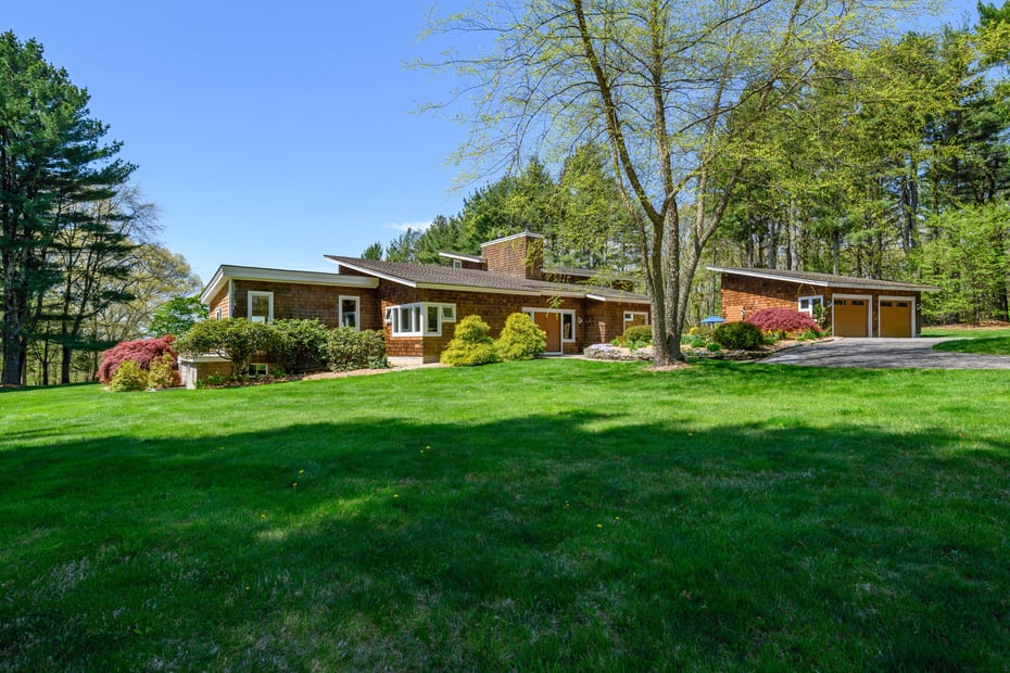 140 Second Hill Road Photo 2