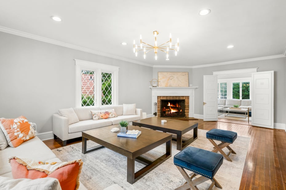 20 Elk Avenue Photo 6