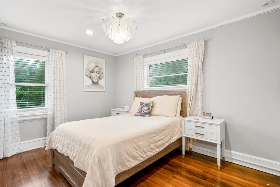 20 Elk Avenue Photo 23