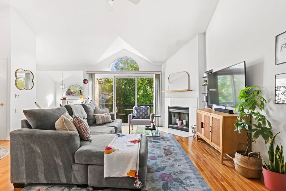 15 Perry Avenue  #A4 Photo 2