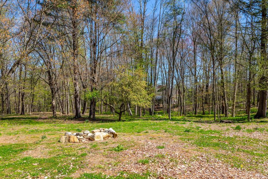 72 Hickory Hill Road Photo 22