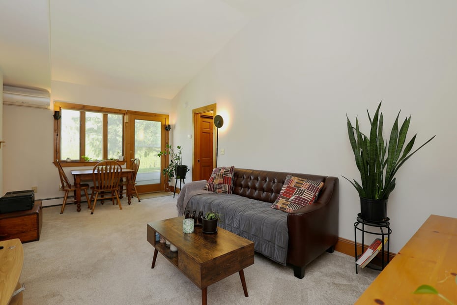 68 Bloomer Road Photo 31