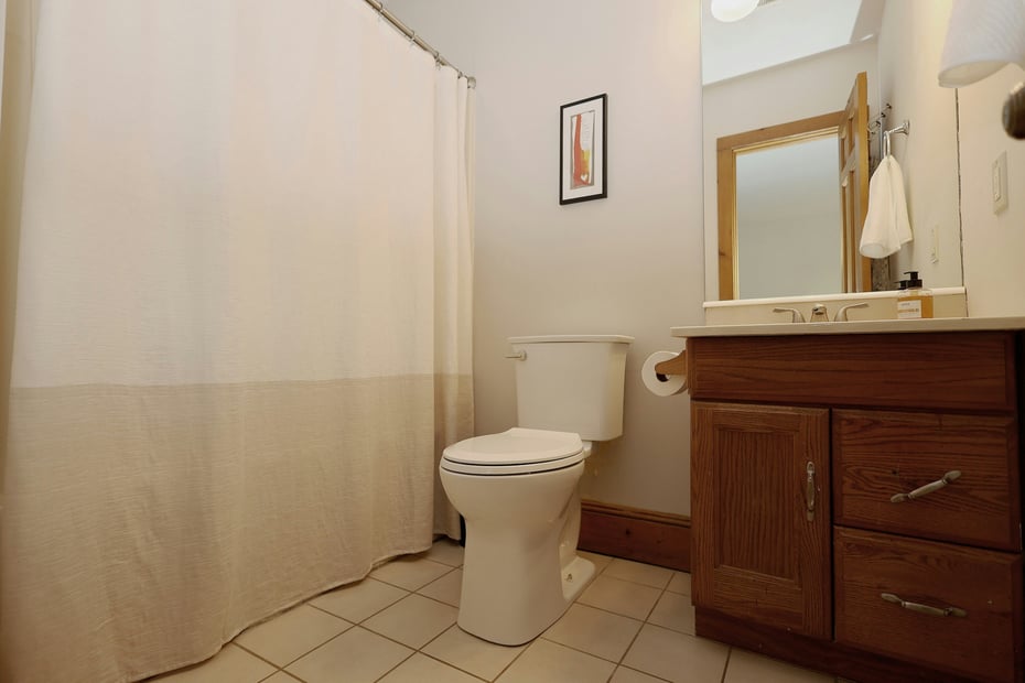 68 Bloomer Road Photo 35