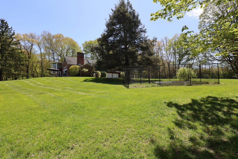 68 Bloomer Road Photo 39