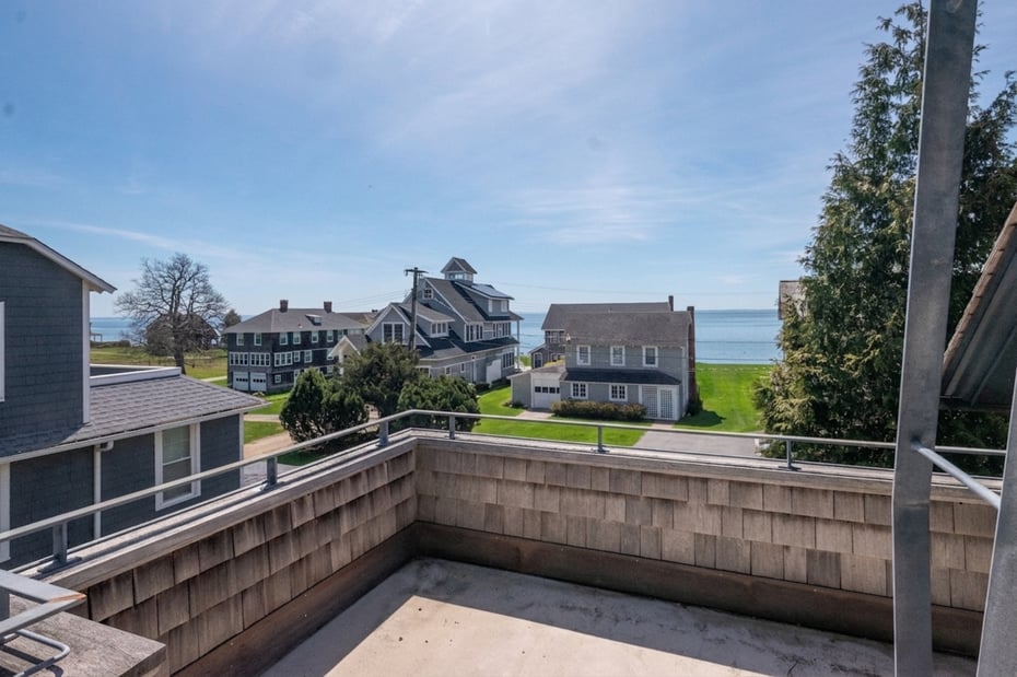 61 Hartford Avenue Photo 28