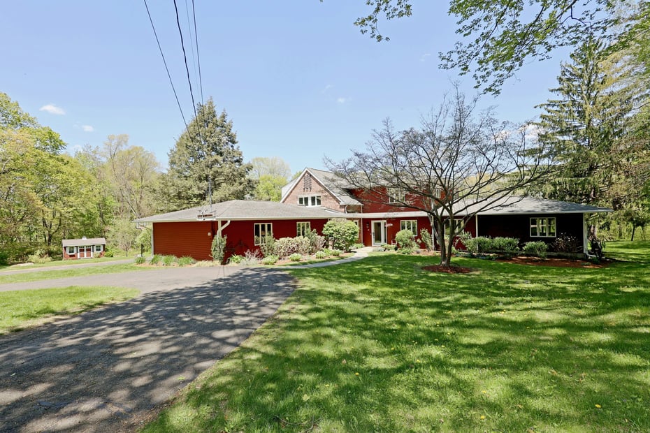 68 Bloomer Road Photo 2