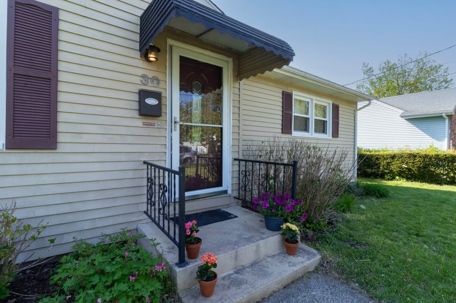 30 Hopkins Drive Photo 3