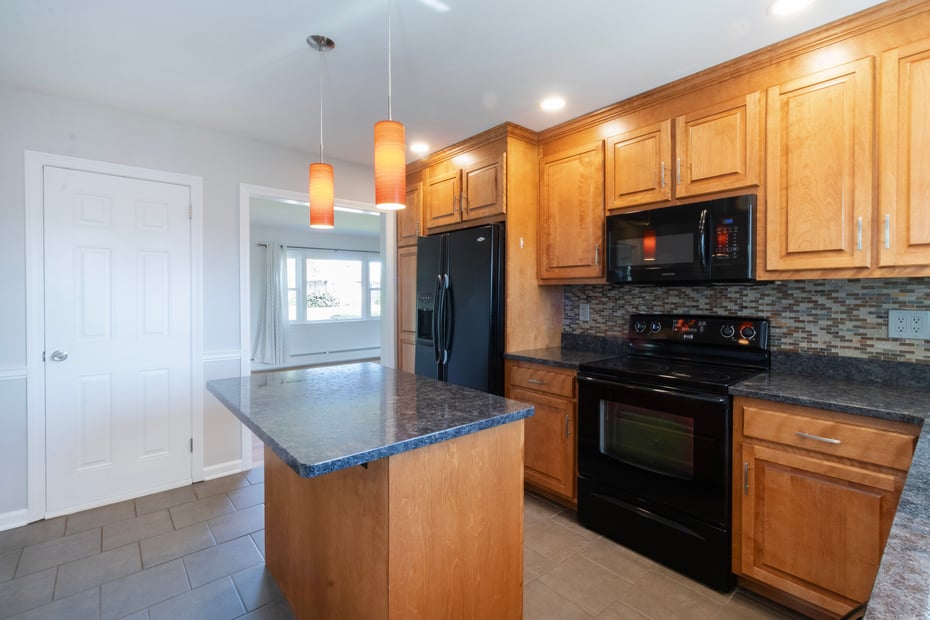 30 Hopkins Drive Photo 6