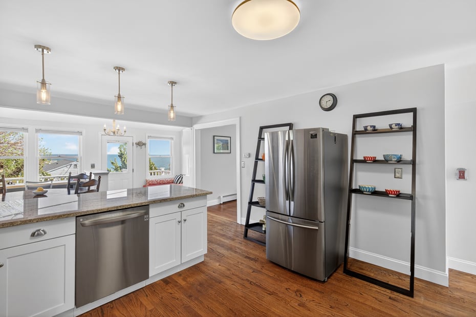 48 Summit Avenue Photo 8