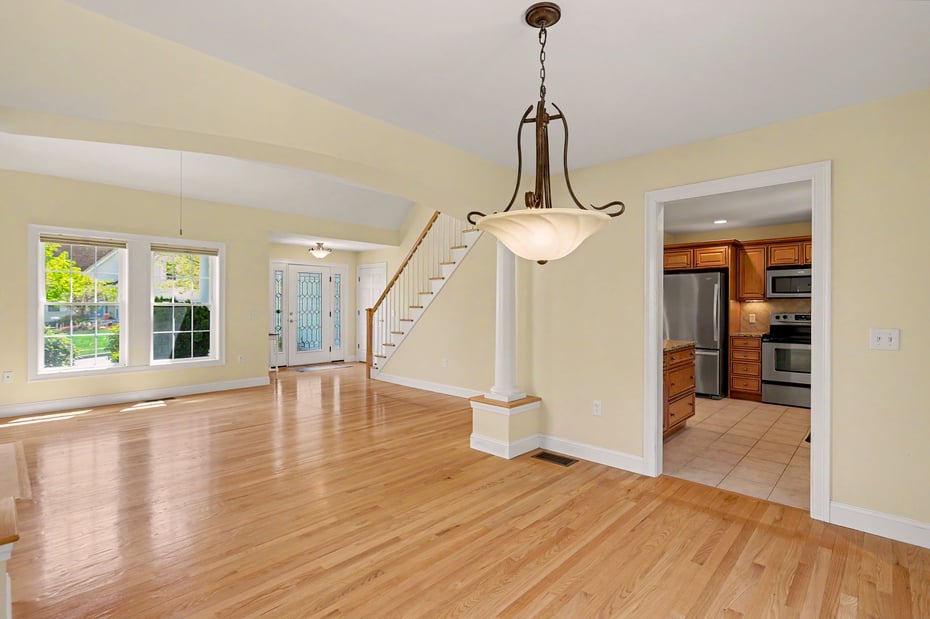 112 Ensign Drive Photo 10