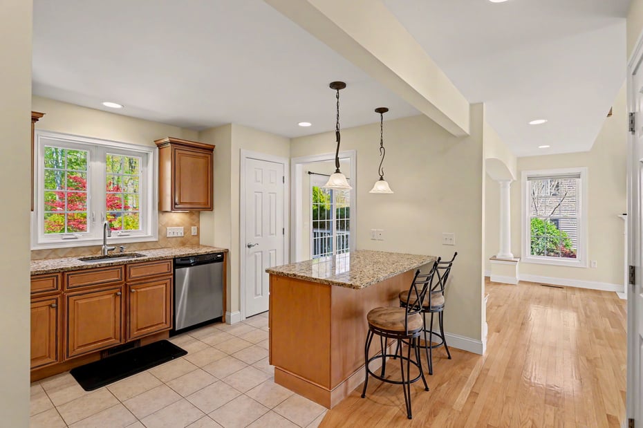 112 Ensign Drive Photo 13
