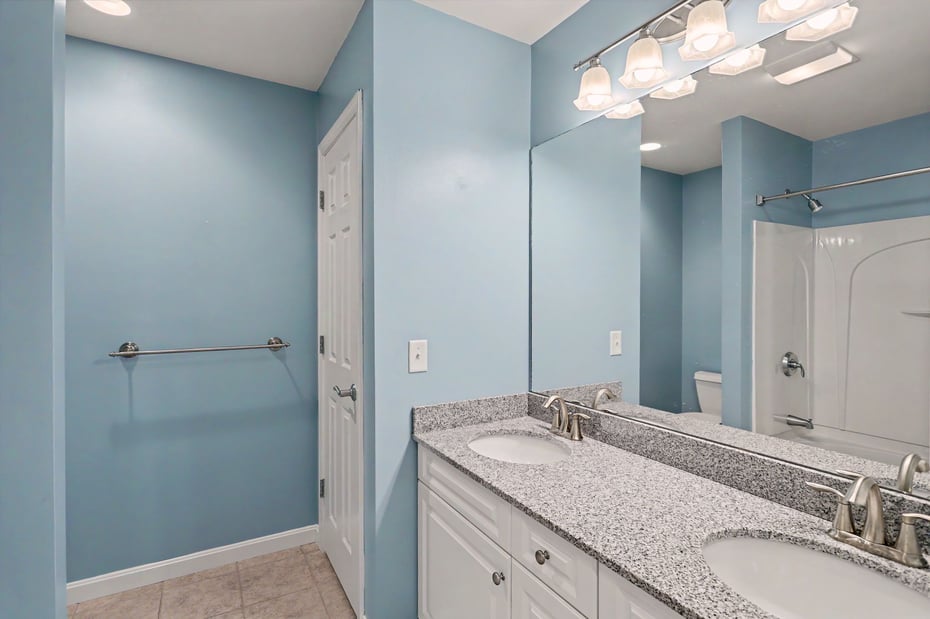 112 Ensign Drive Photo 25