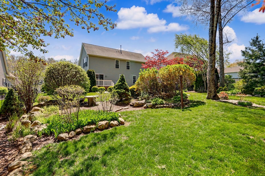 112 Ensign Drive Photo 34