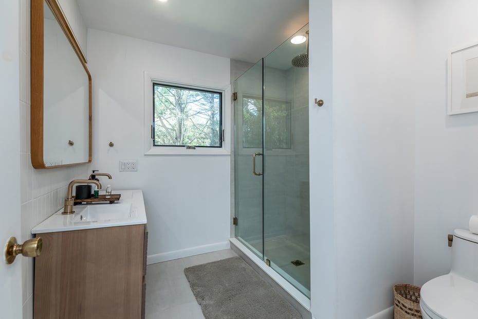 94 Washinee Heights Road Photo 17