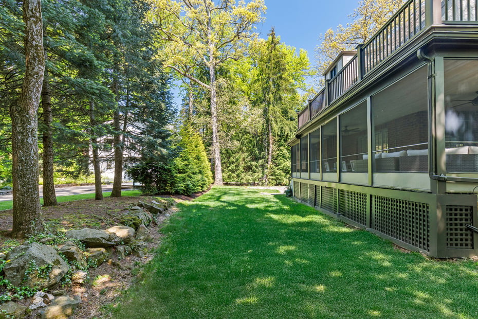 10 Woodland Drive Photo 28