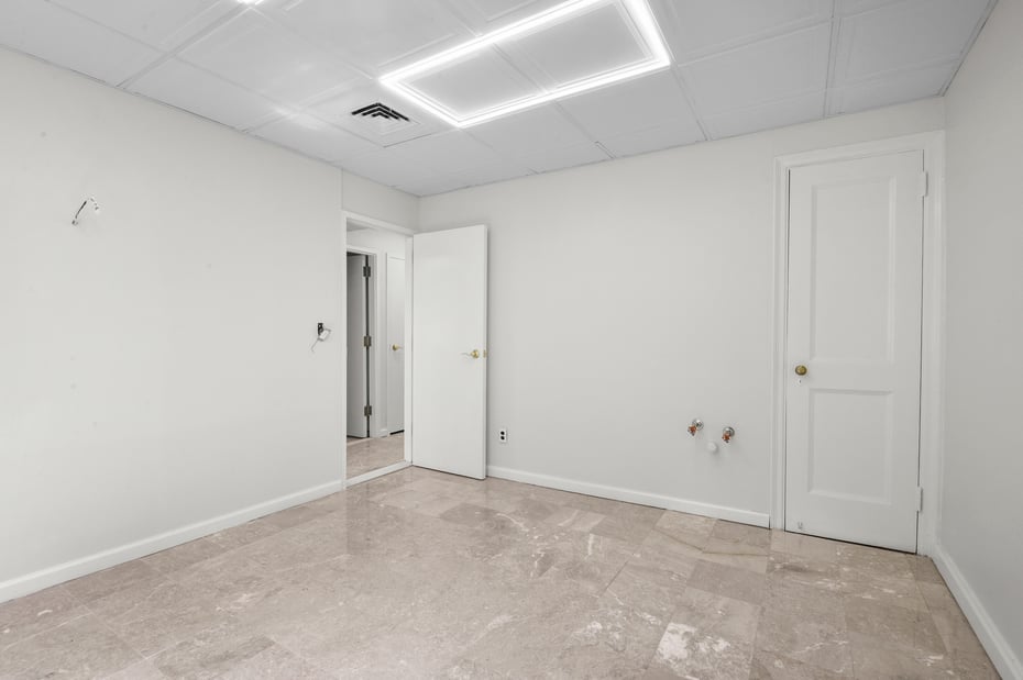115 E 61st Street  #4D Photo 14