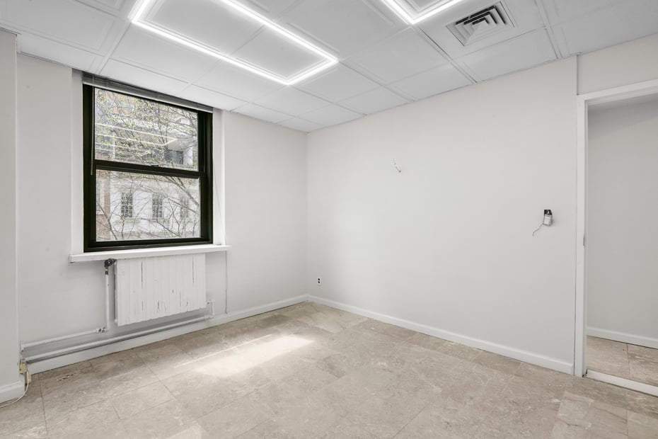 115 E 61st Street  #4D Photo 15