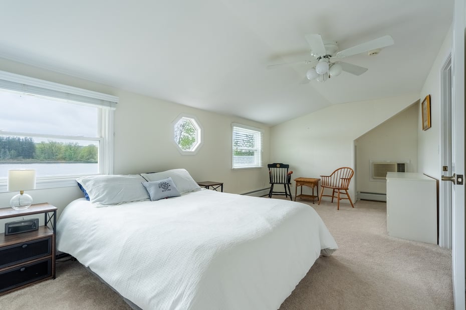 15 Sunrise St Photo 19