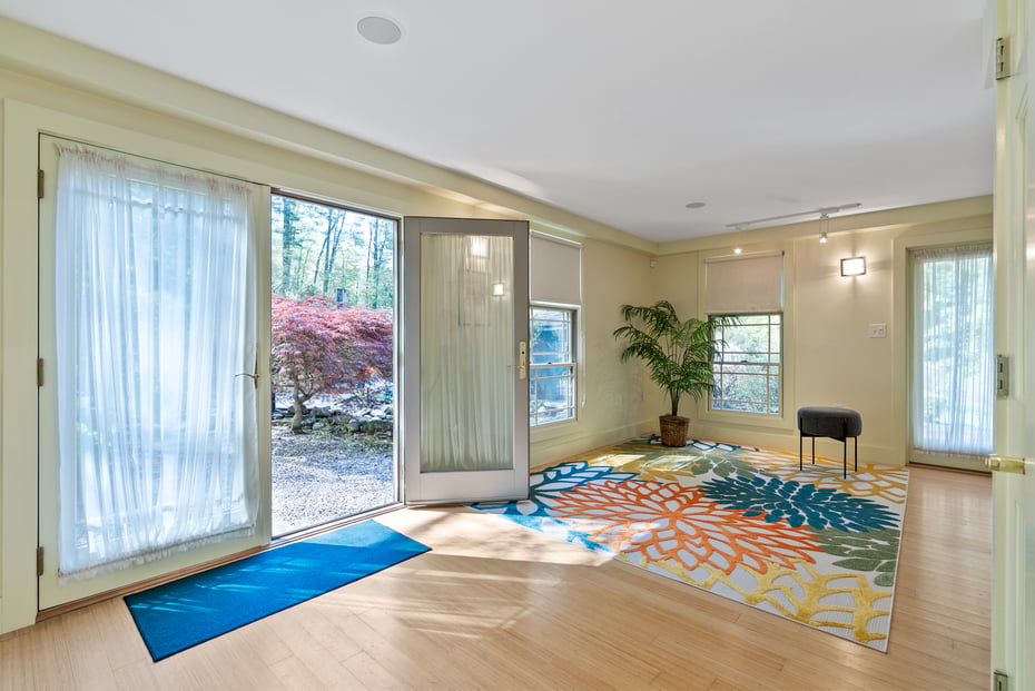 8 Morgan Road Photo 32