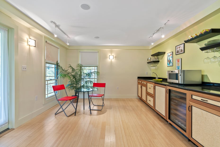8 Morgan Road Photo 33