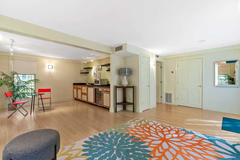 8 Morgan Road Photo 34