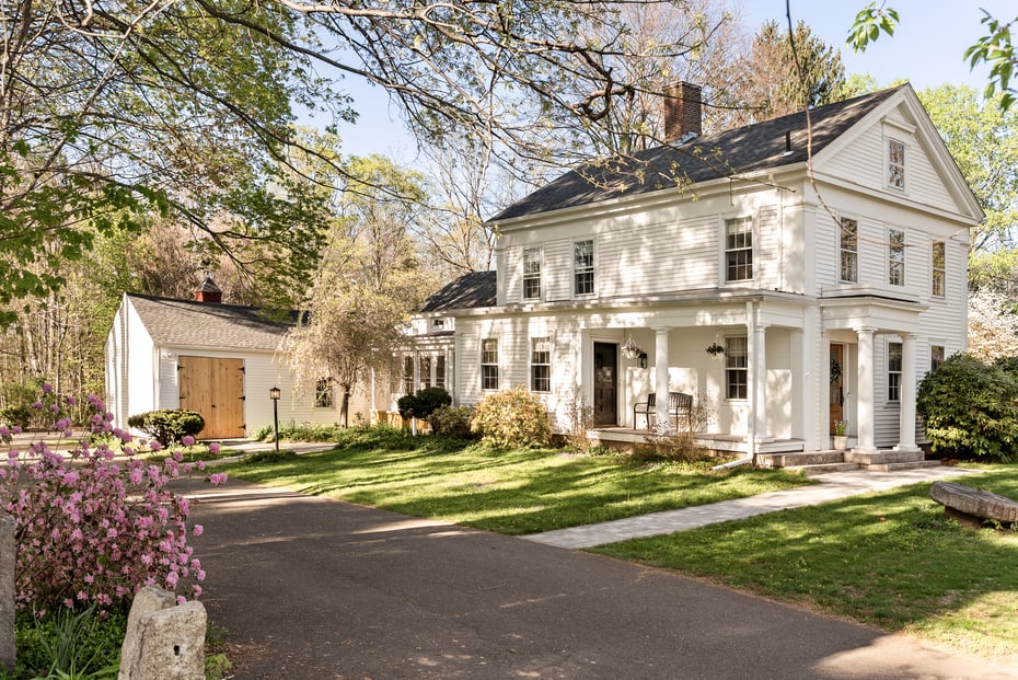 151 Neipsic Road Photo 2