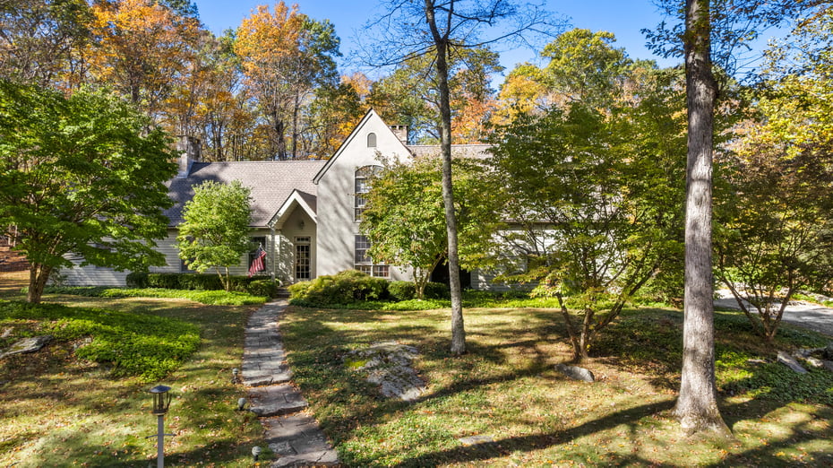 158 Mead Street Photo 1