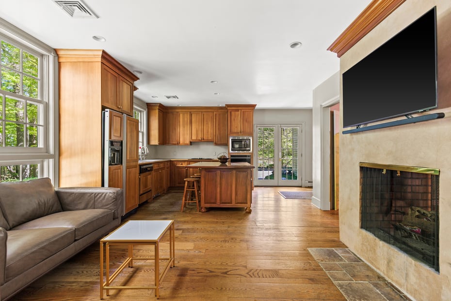 158 Mead Street Photo 10