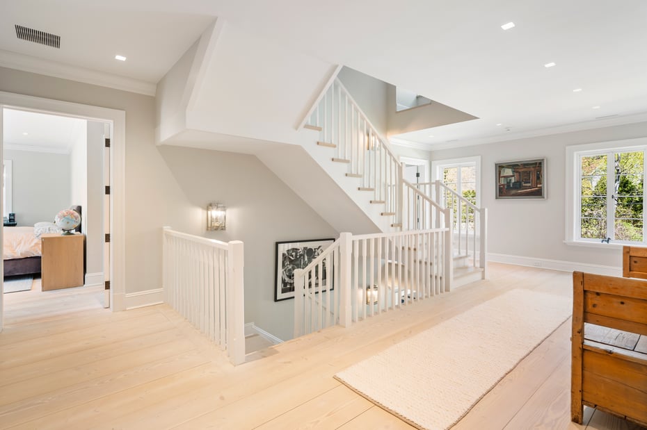 24 Llewellyn Drive Photo 19