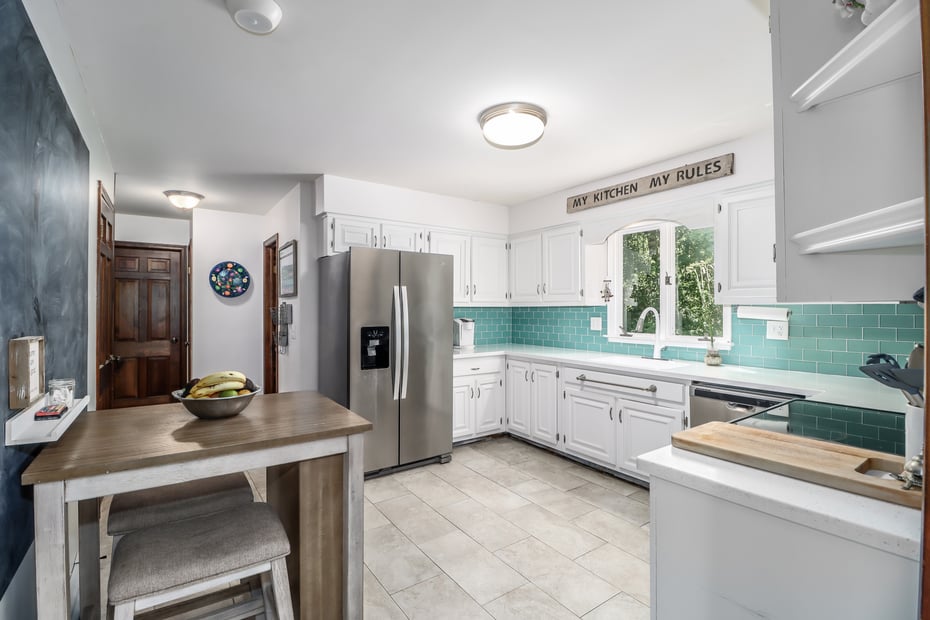 6 Brookdale Lane Photo 9