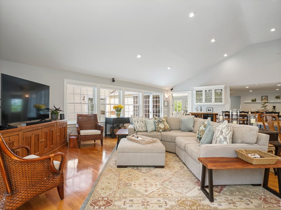 143 Old Boston Road Photo 9