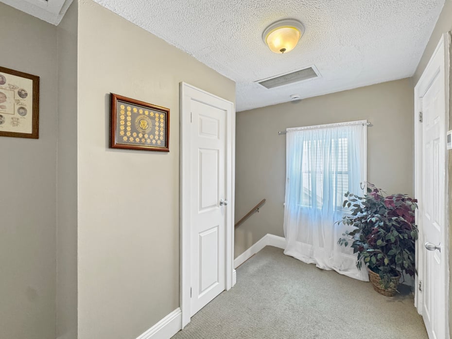 707 Hope Street Photo 9