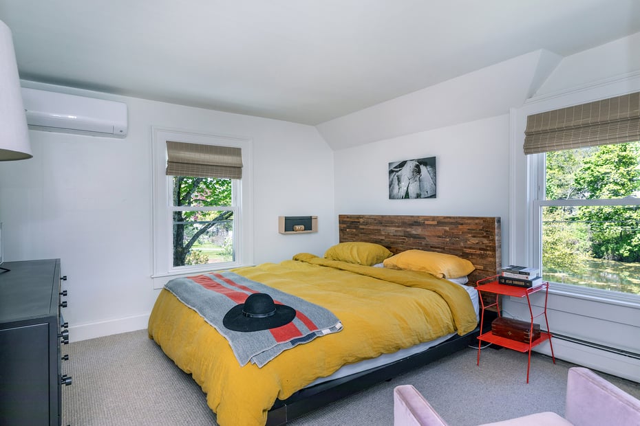 24 Ethan Allen Street Photo 15