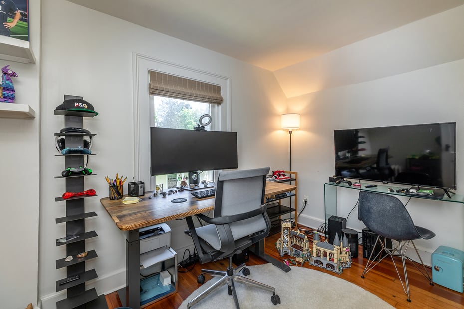 24 Ethan Allen Street Photo 17