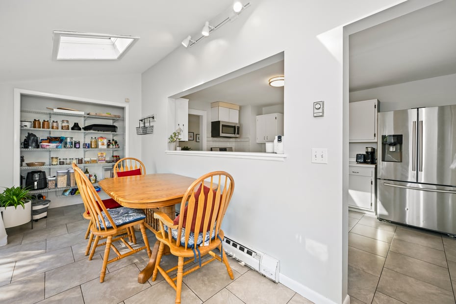 15 Hadik Parkway Photo 11