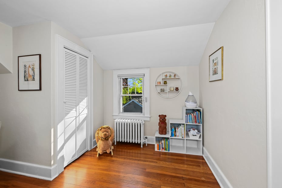 15 Hadik Parkway Photo 16
