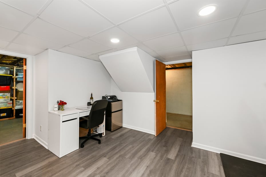 15 Hadik Parkway Photo 19