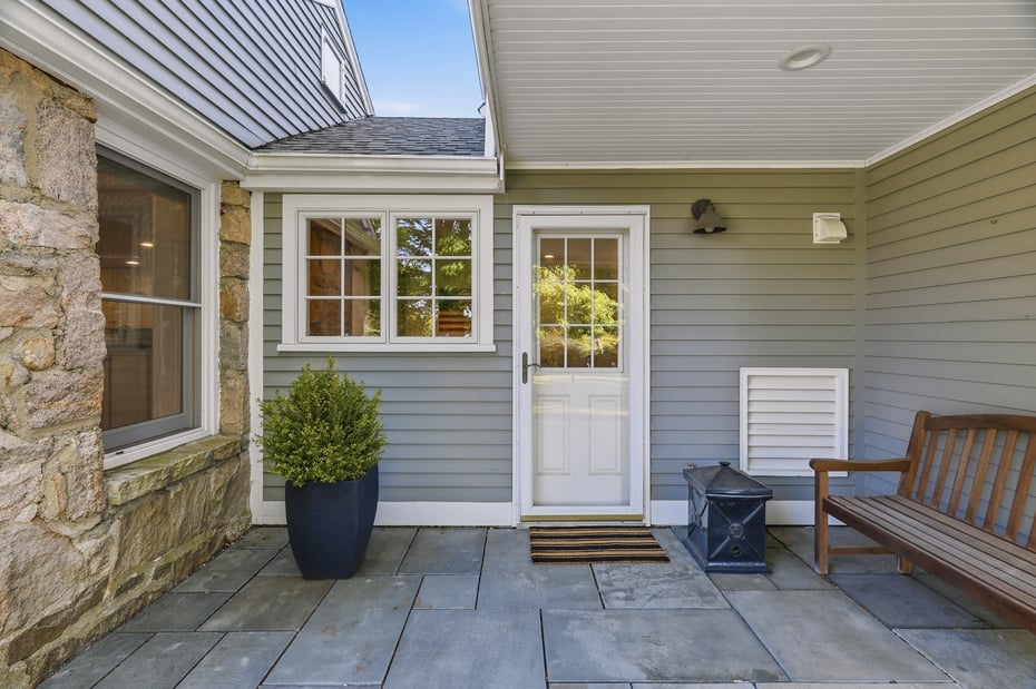 1335 Pequot Trail Photo 2
