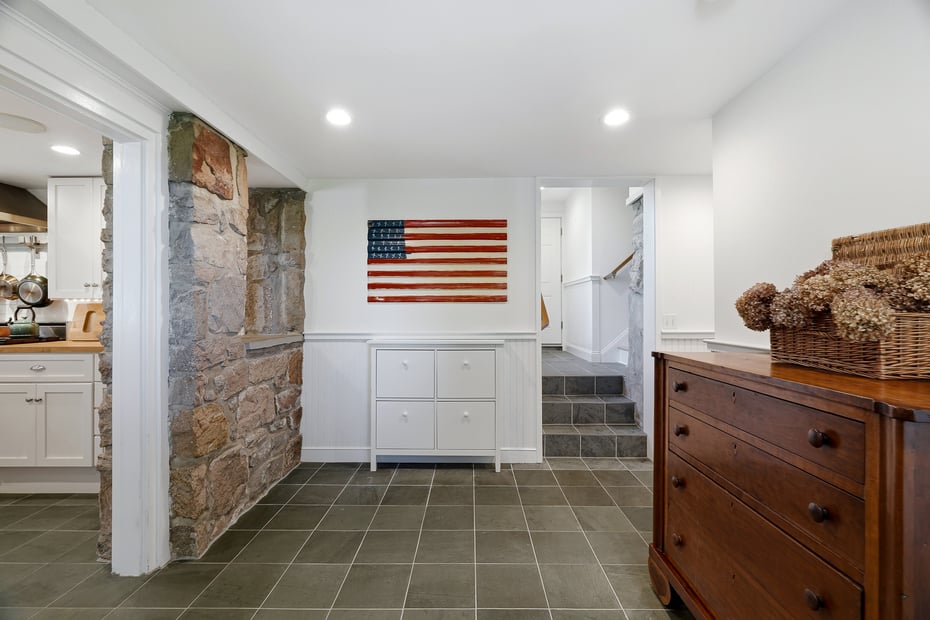 1335 Pequot Trail Photo 3