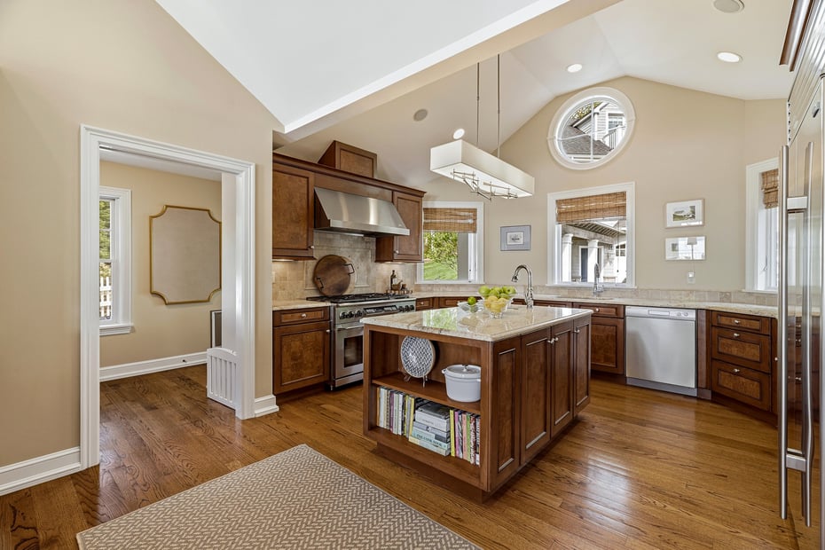 77 Joshua Lane Photo 19