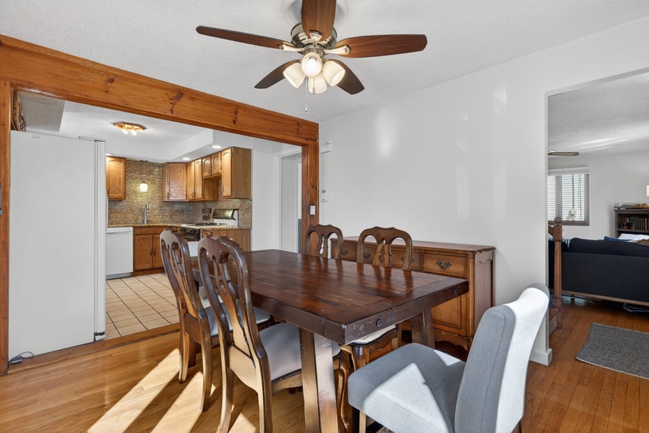 39 Westview Street Photo 7