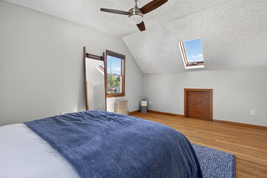 39 Westview Street Photo 17
